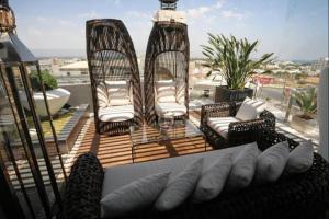 Penthouse Grand Noir