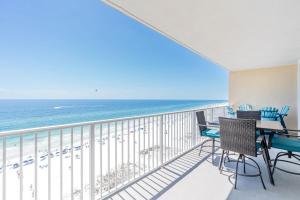 San Carlos 1106 by Youngs Suncoast