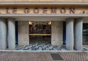 Spacious appartement near the beach