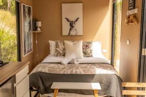 Wattle Grove Hideaway by Tiny Away