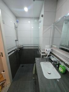 Royal view Apartments