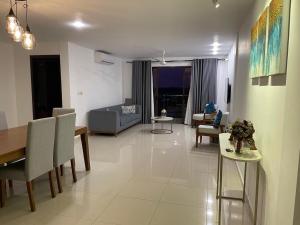 Apartment in Lavinia Heights