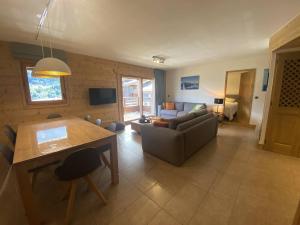 Duplex 4 Pièces avec Balcon et Parking à Valmorel - FR-1-356-557