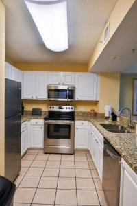 Spacious 4-BR Beachfront Penthouse Condo