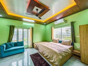 Sukoon Villa 2 - 4BR near Jolly Grant Airport by Homeyhuts