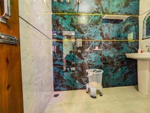 Sukoon Villa 2 - 4BR near Jolly Grant Airport by Homeyhuts