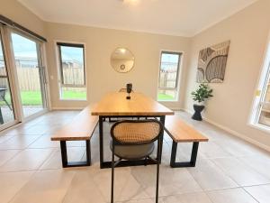 New 4-Bedroom Family Home with Carpark in Griffin