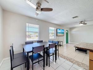 Spacious 4BR Pool Retreat