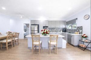 Getaway on the Green in Townsville