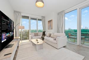 Bloomfields Luxurious 3BR in West Residences