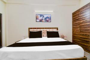 Hotel O Flagship vasundhara inn