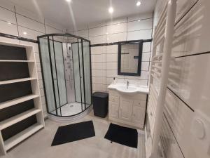 Gîte 5places LE PRE SALE avec jardin proche mont saint michel