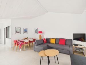 Maison pour 4 adultes 2 enfants a 30 m de la mer