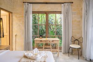 Nyaman Villa 3 - Relaxing Stay with Pool and Garden