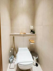 Soft-Toned 1BR in Binghatti Gardenia with Pool & Gym