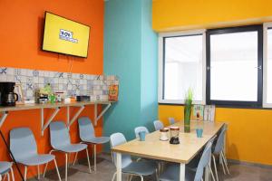 WOW City Hostel