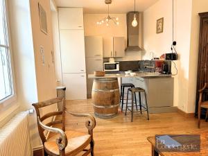 La Porte Magenta - Poitiers Plein Centre - LaConciergerie