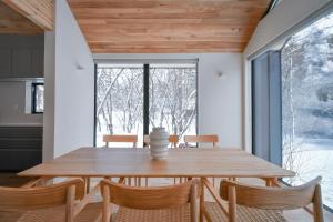 Yasuragi - Sleek modern 3 bedroom ski chalet