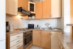 Apartment Glorija with balcony