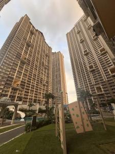 Spacious 3BR 2 balcony Resort vibes near BGC