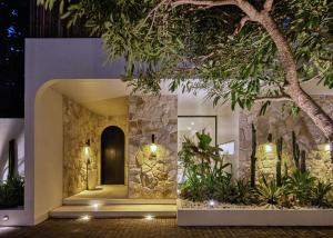 Lyvin Bingin Villas