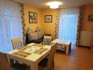Villa Seefisch, Wohnung 1 mit Terrasse