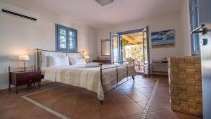 Luxury Five-Bedroom Villa with Private Pool