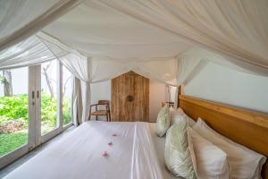 Villa Palm Tree - Huge 4bd Villa CENTER SEMINYAK