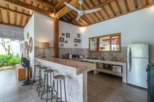 Villa Palm Tree - Huge 4bd Villa CENTER SEMINYAK