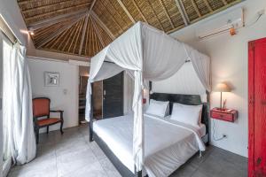 Villa Palm Tree - Huge 4bd Villa CENTER SEMINYAK