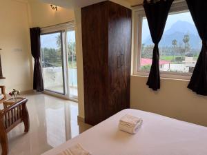 Gold Mountain Wellness Resort