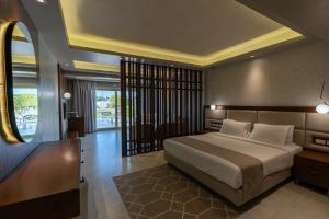 Sunrise Crystal Bay Resort -Grand Select