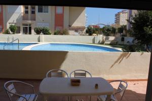 Delfines II Solo Familias Serviplaya