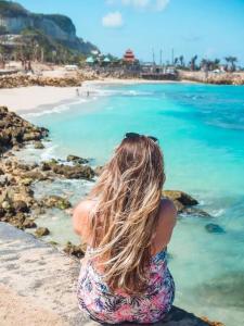 Ulu Luxury Loft 1BR with Romantic Bathtub near Melasti Beach