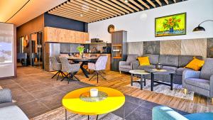 Apartament SPA z Prywatną Sauną, Piłkarzykami, 80 metrów - 5D Apartments