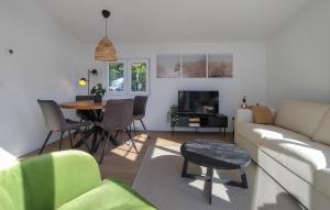 Lovely Home In Heinkenszand With Heated Swimming Pool