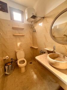 Deluxe cozy wooden studio