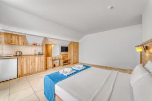 Cleopatra Ada Apart & Suites Hotel