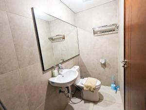 S&D 2103 studio for 3 pax netflix, pool, gym at Pollux