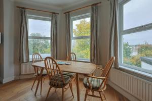 Wonderful Victorian Home In London - Pass the Keys