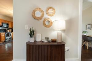 Stylish 2BR Groton Getaway Close to Everything!