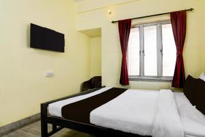 Hotel O Crown Guest House