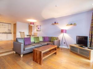 206 By The Bridge Apartment