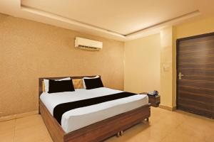 Super Hotel O Sector 18 Noida Formerly Terrene Empire