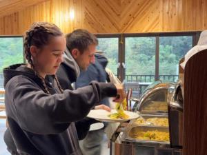 Cozy Hostel and Tours