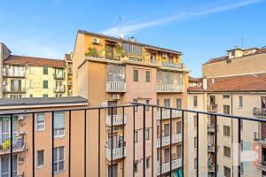 INA19 Città Studi Spacious Central