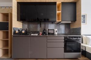 ECO Apartments - Modern Studio in the City Center