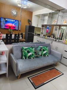 Juliza Staycation near Mall Of Asia