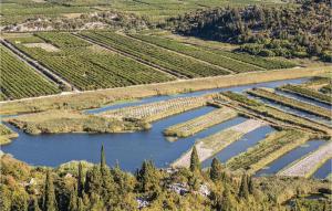 Beautiful Apartment In Opuzen With Wifi