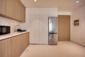 Lovely 1 BD apartment in Beach Vista Tower